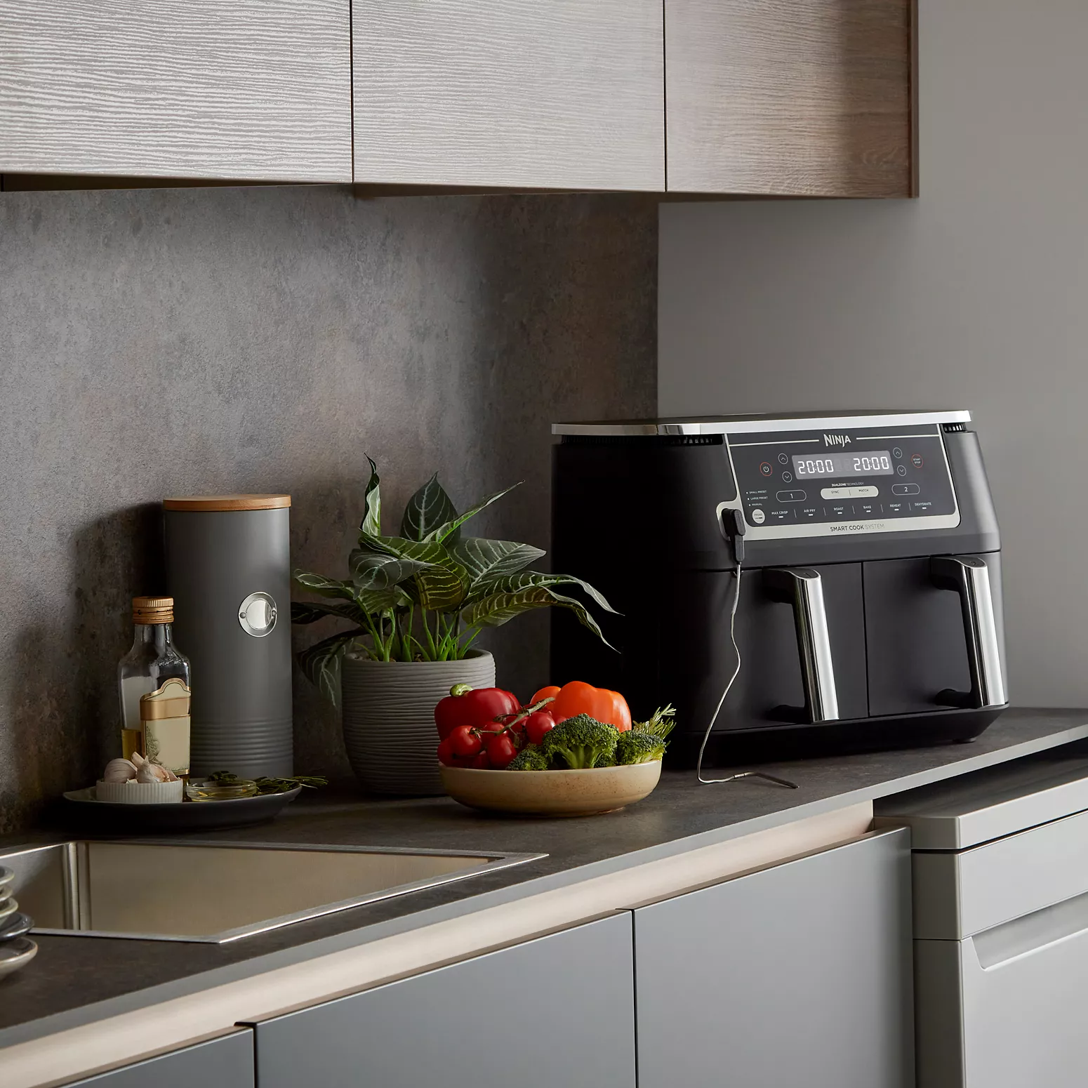 NINJA Foodi MAX Dual Zone Air Fryer AF400EU – Friteuse à Air Chaud 9,5 L – Double Tiroir – Noir - Thumbnail 3